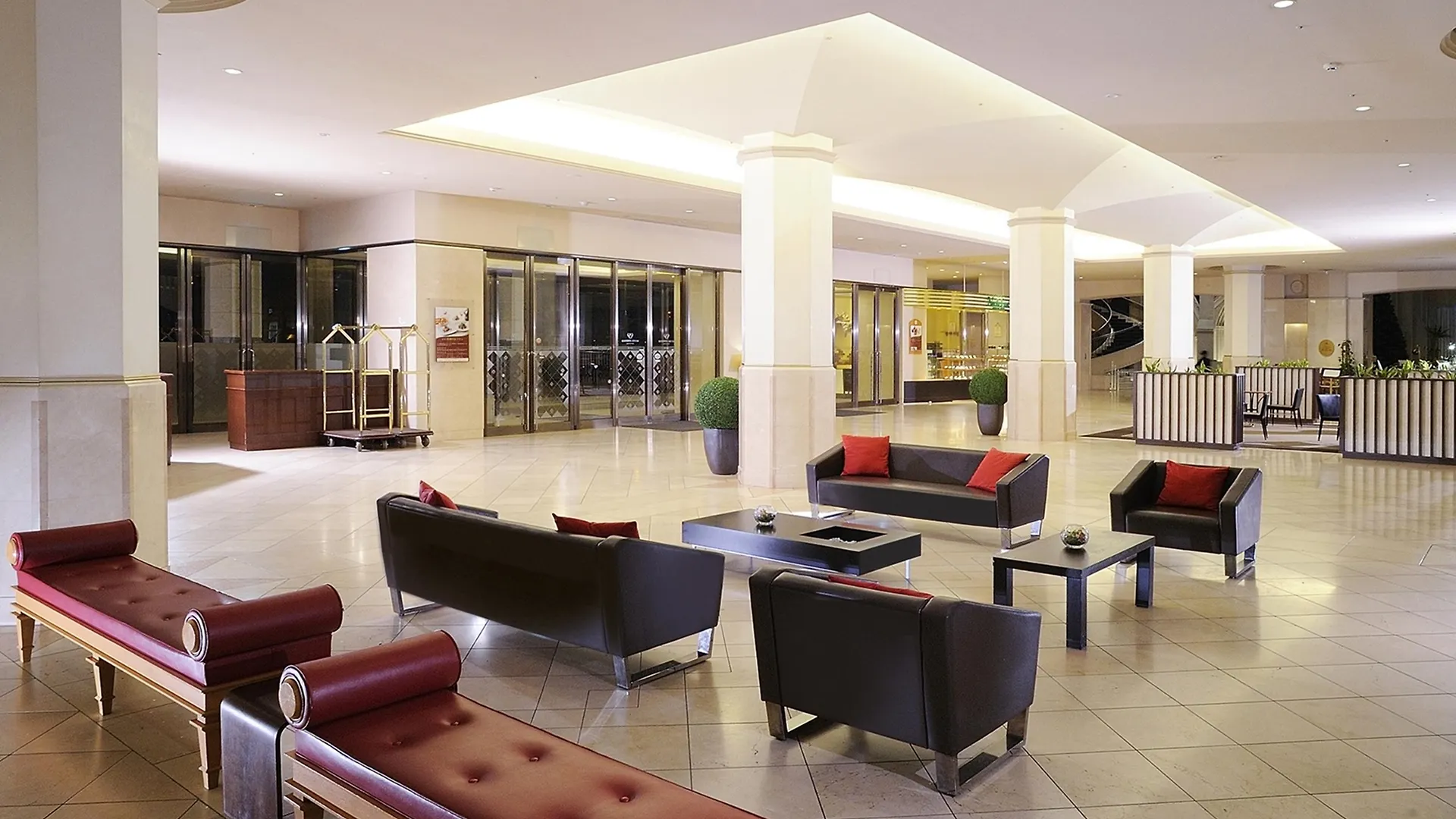 *****  Hotel Emisia Саппоро Япония