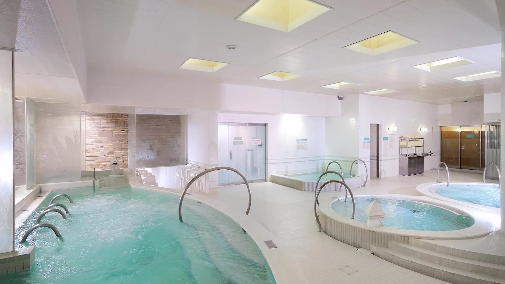 Hotel Emisia Sapporo