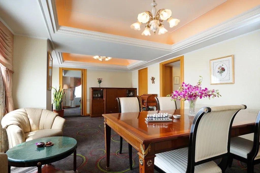 Hotel Emisia Sapporo Japón